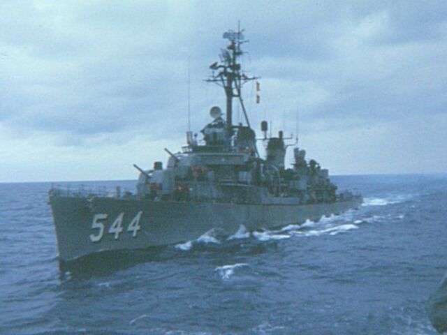 PHOTO 2: Boyd Steaming 1950s
