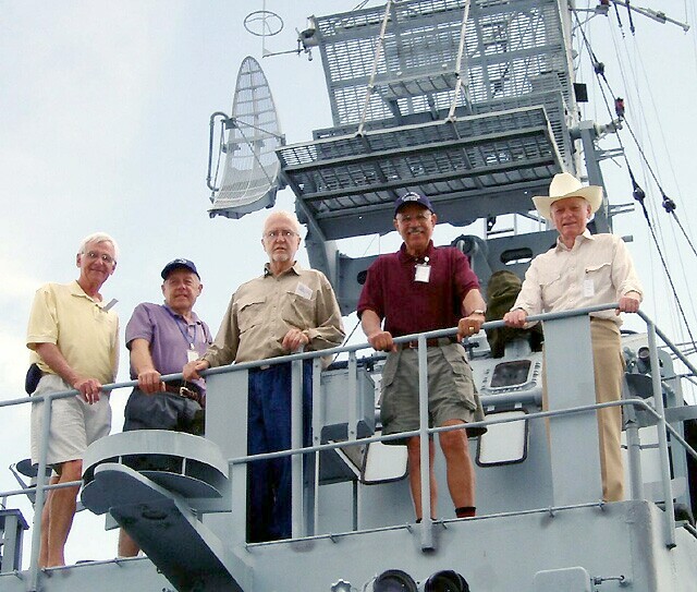 USS BOYD Veterans tour the USS KIDD